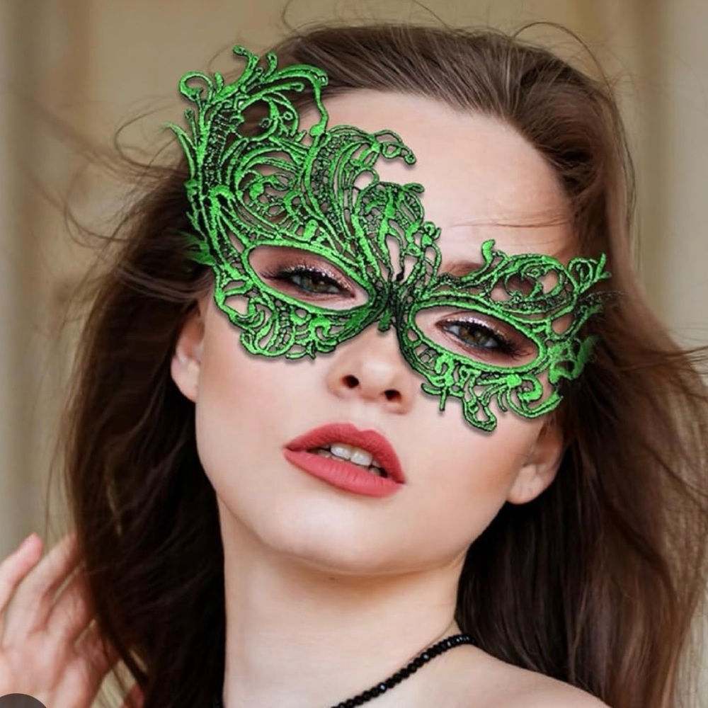 Masquerade Mask 💚